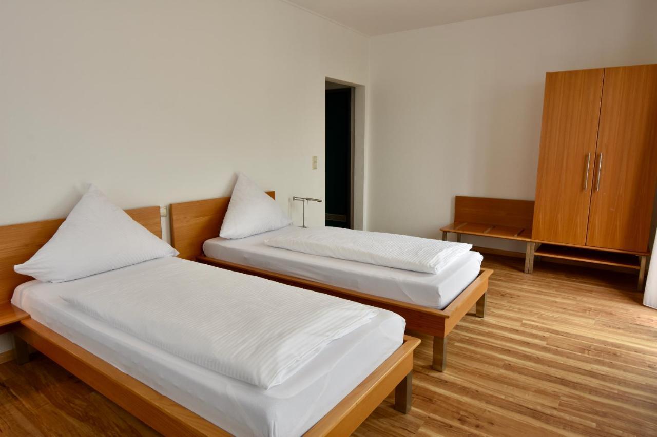 Hotel Kranz กอทท์มาดิงเกน ภายนอก รูปภาพ